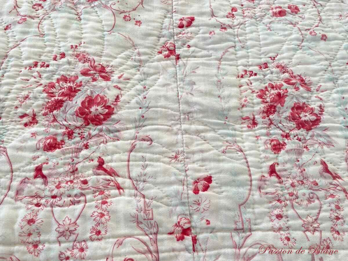 Grande couverture piquée provençale : double face aux motifs de fleurs et oiseaux – Image 6