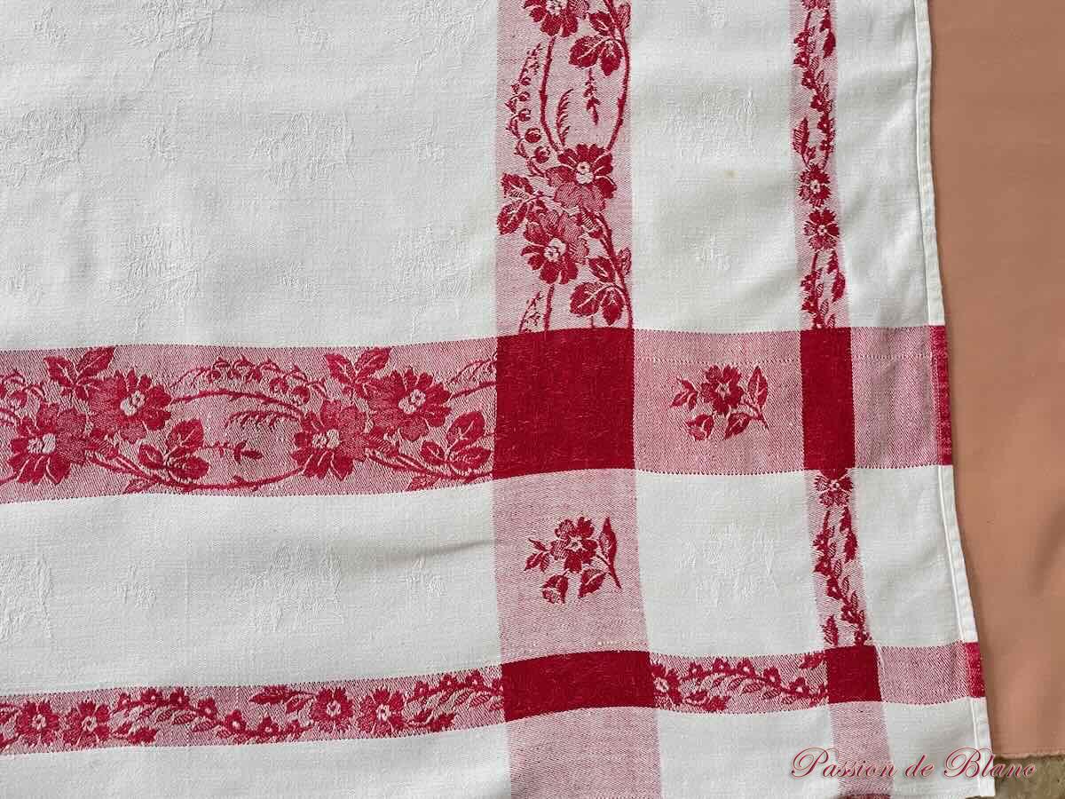 Service de table BC : Nappe et 12 serviettes, coton avec fleurs liteaux rouge – Image 10