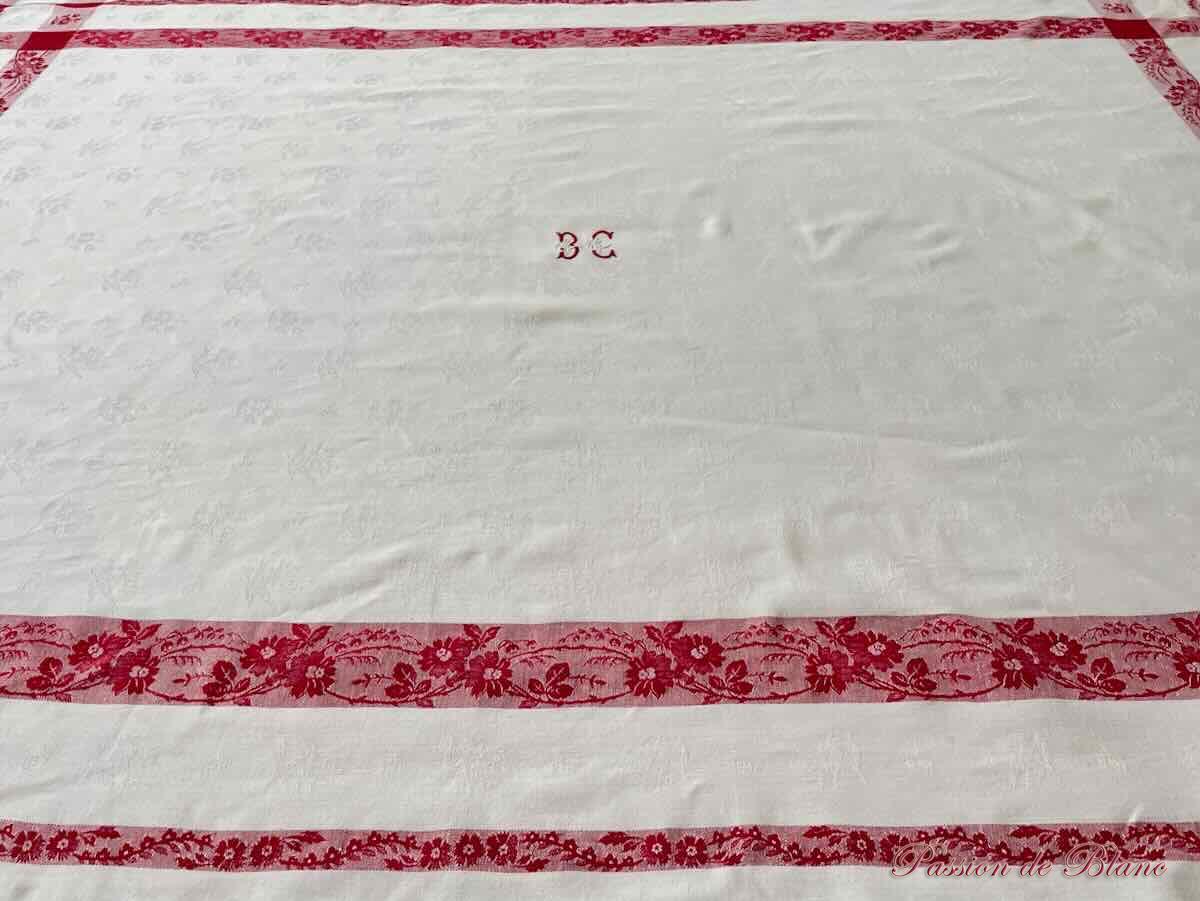 Service de table BC : Nappe et 12 serviettes, coton avec fleurs liteaux rouge – Image 8