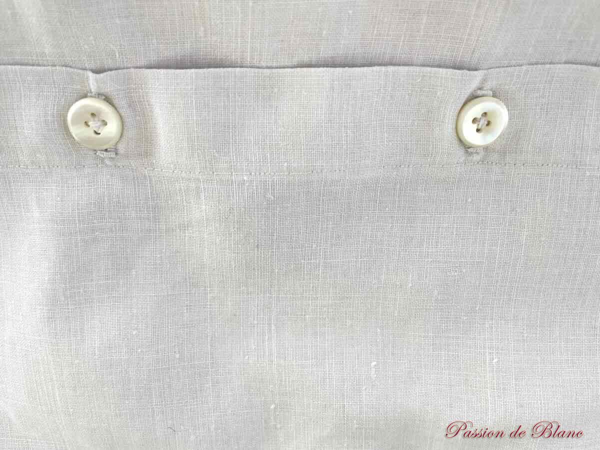 Taies festonnées : broderie avec branchages fleuris, monogramme HE sur toile de lin – Image 5