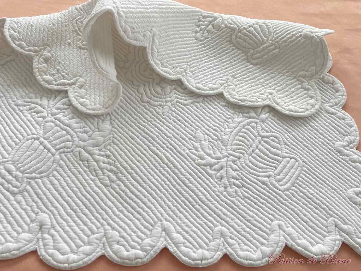 Pétasson, boutis, bébé, Provence main en pur coton blanc, collection – Image 5