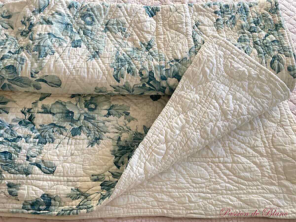 Couverture piquée boutis