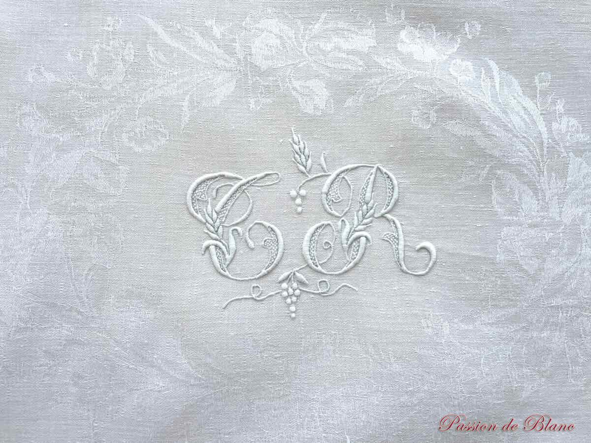 12 serviettes broderie TR lin