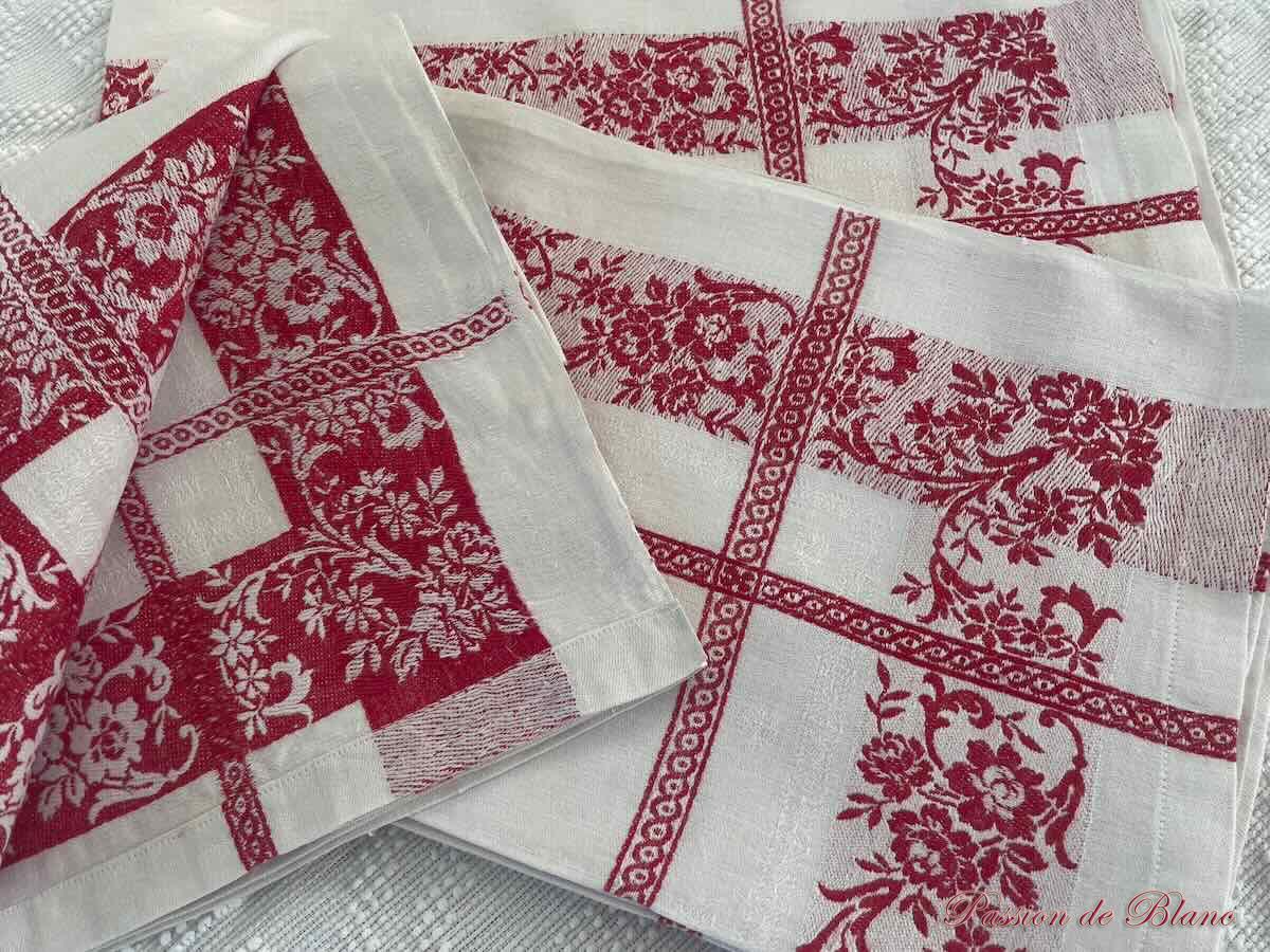 Lot : 6 grandes serviettes Napoléon III sur toile lin avec liteaux rouge. – Image 3