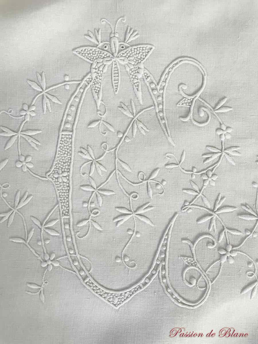 Drap fil CL guirlande brodée