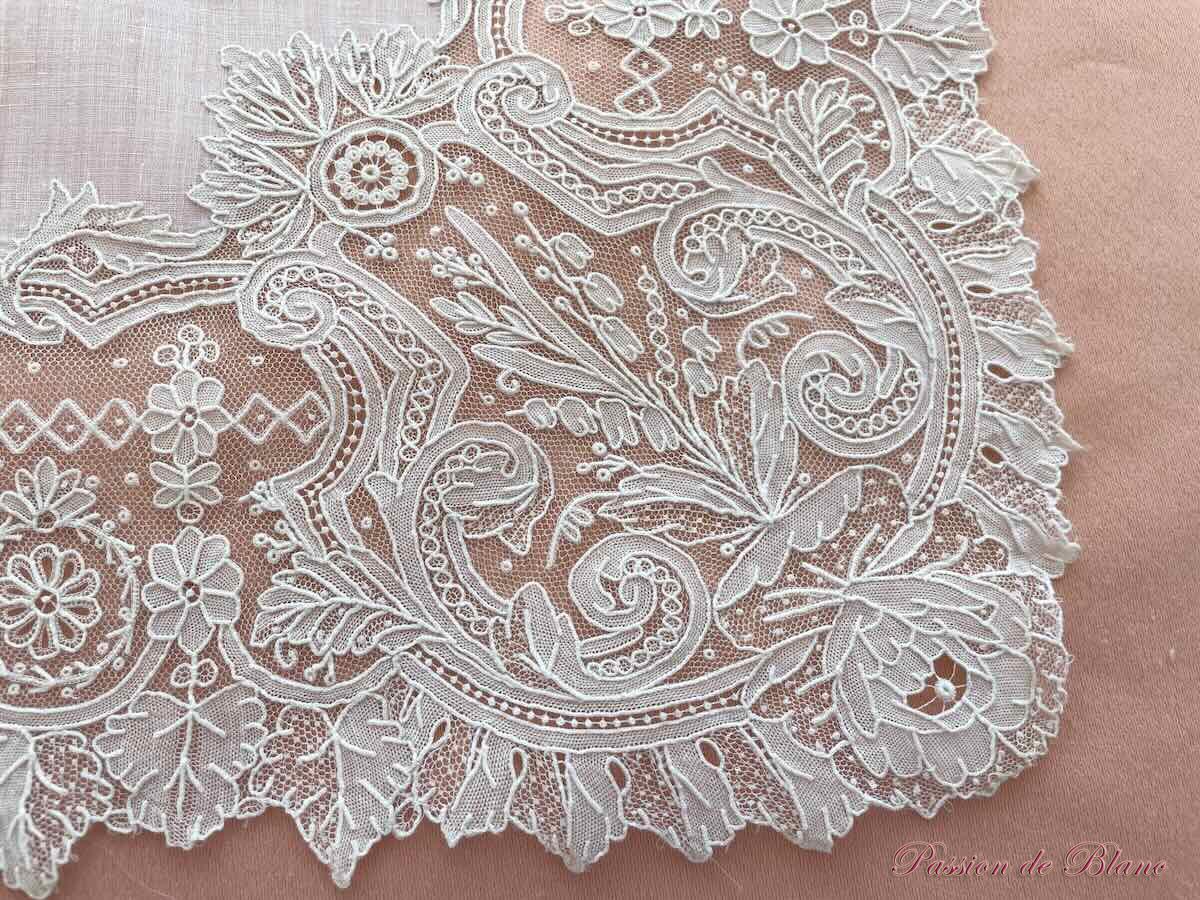 Mouchoirs de mariée broderie main