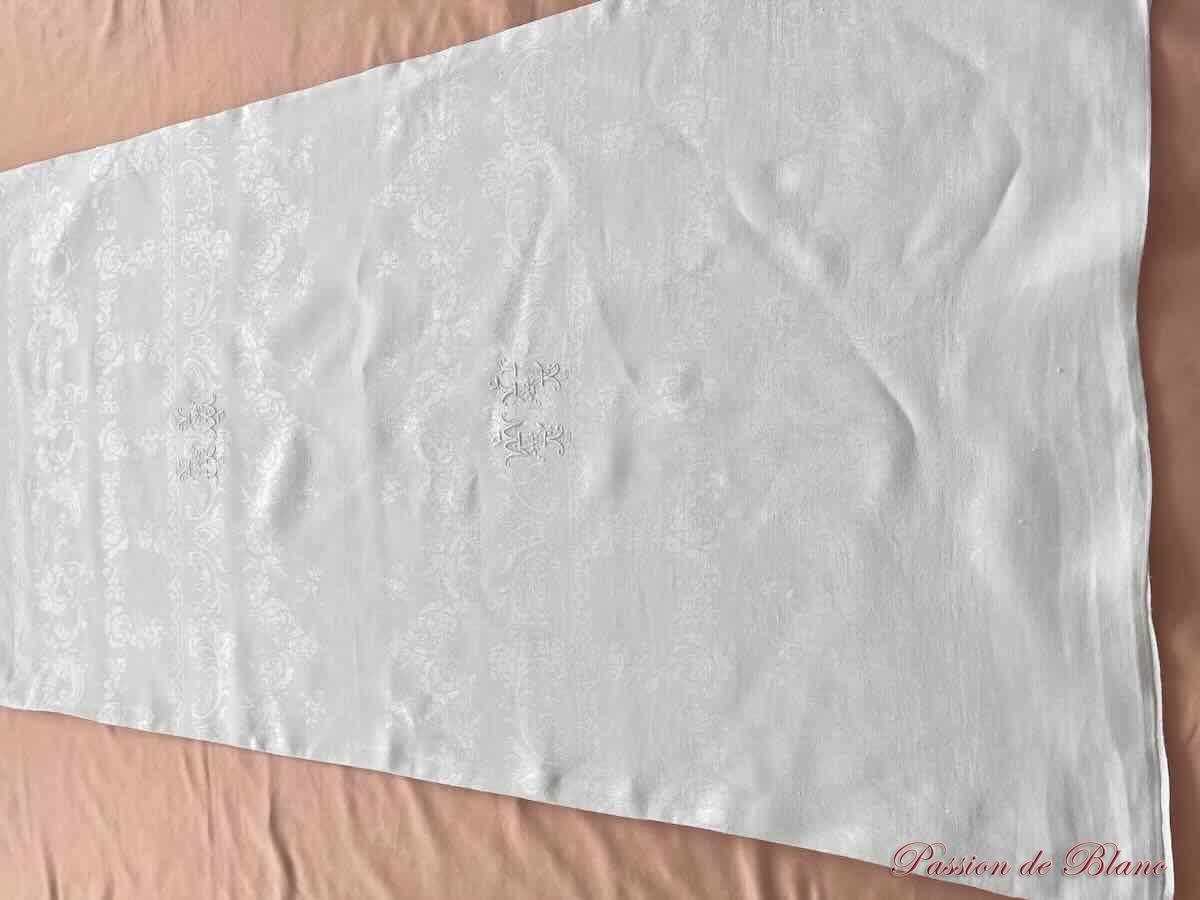 Service de table en damassé de lin 12 couverts, 2 monogrammes TV brodé main – Image 7