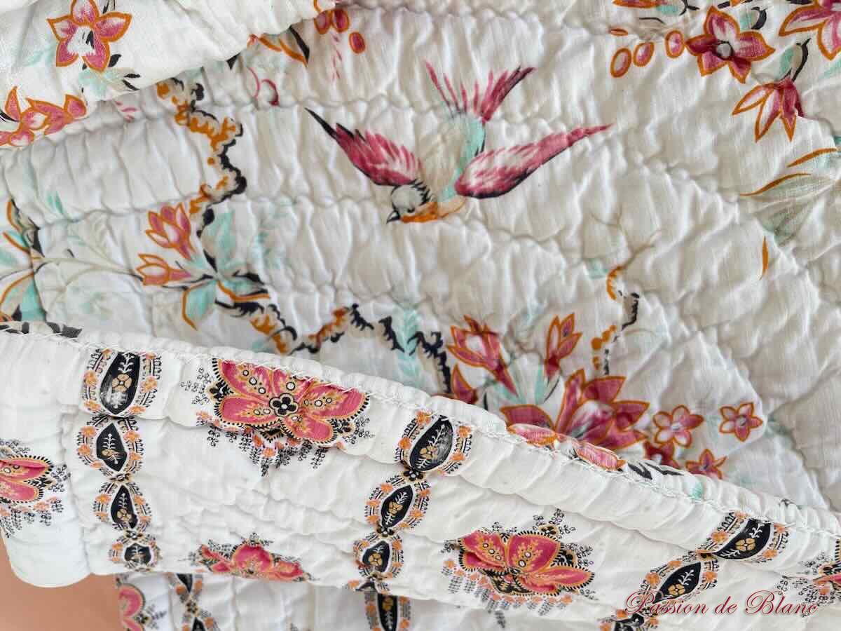 Couverture piquée motifs provençaux