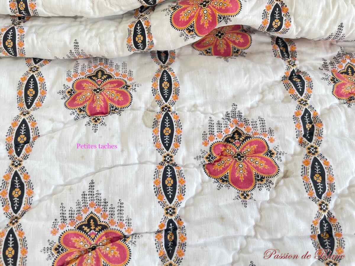 Couverture Piquée XIXe siècle: deux faces aux motifs fleuris différents – Image 13