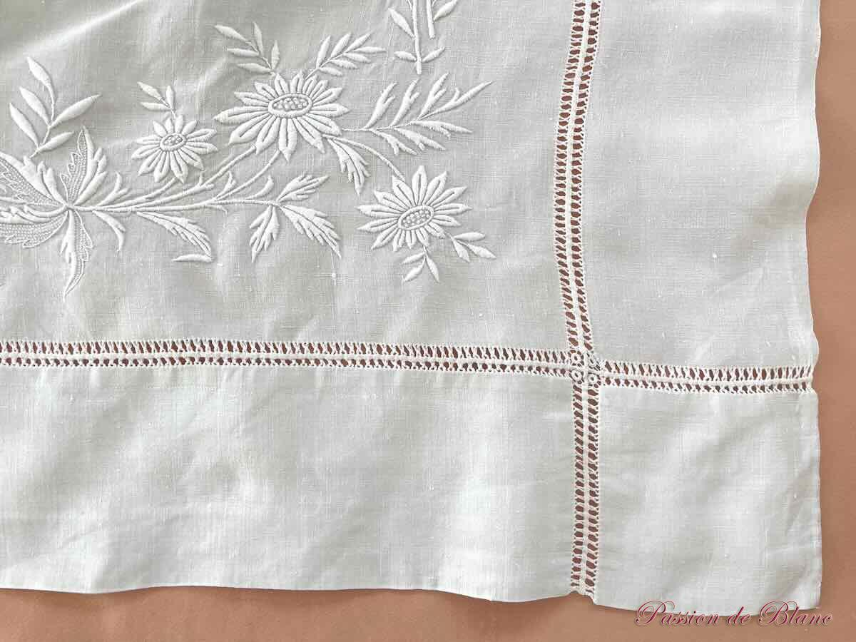 Drap MB lin imposante broderie main