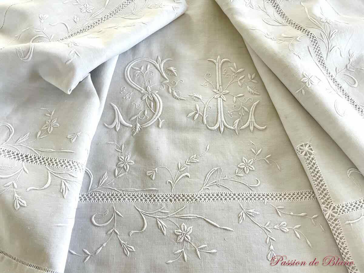 Drap SL imposante broderie main