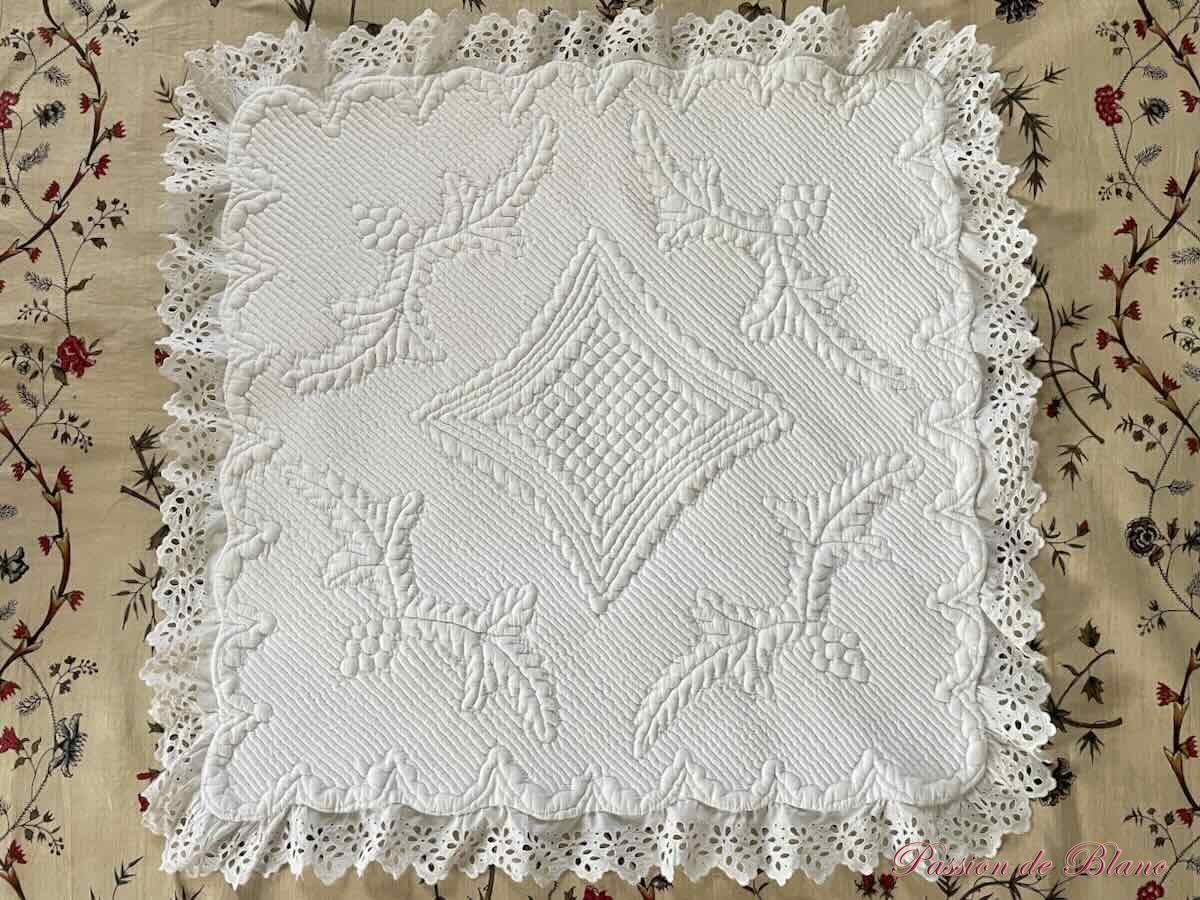 Bébé boutis pétasson