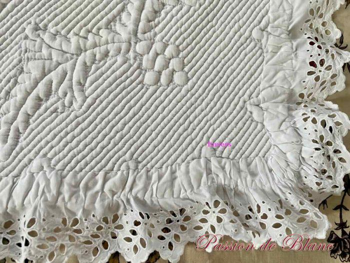 Boutis, Pétasson, Bébé, Provence, broderie main, pur Coton Blanc – Image 7