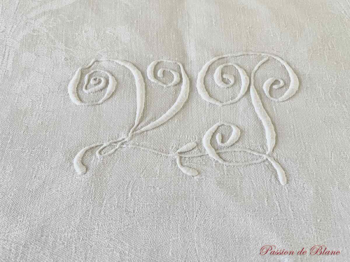 Grand nappe de 4,20 m, en damassé de lin avec motifs raisins , épis de blé, monos VP – Image 5