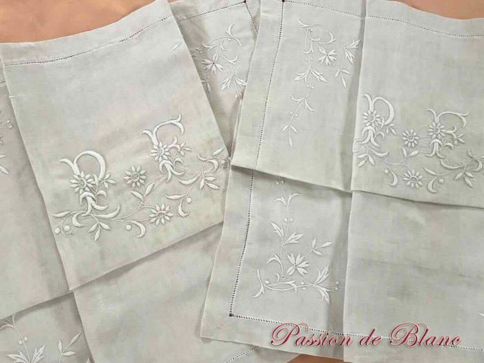Paire de taies PF lin broderie main