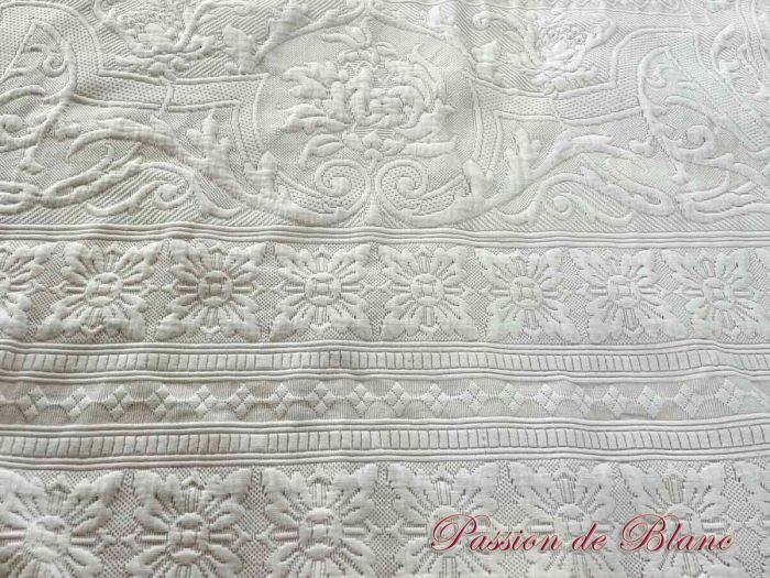 Couverture en piqué Marseillais blanche