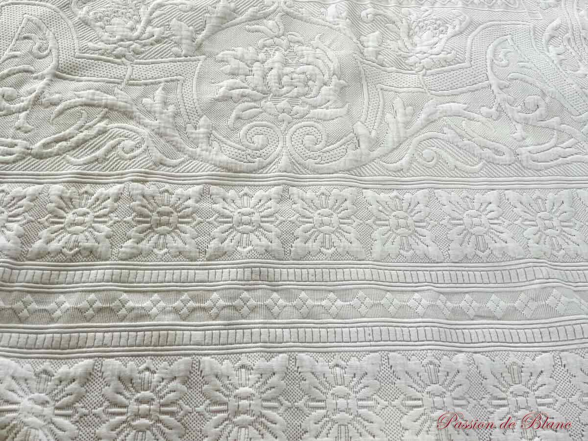 Couverture en piqué Marseillais blanche