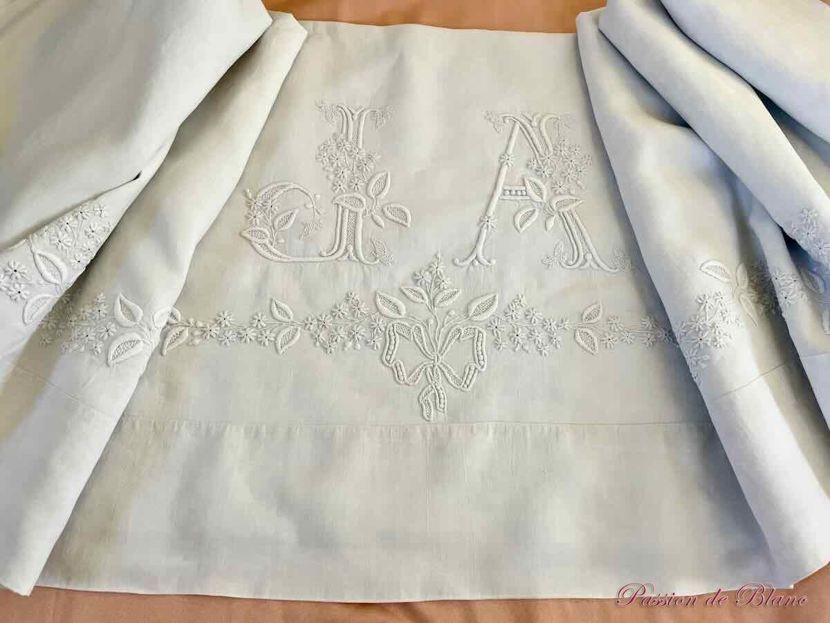 Drap JA guirlande feuille fleurs lin