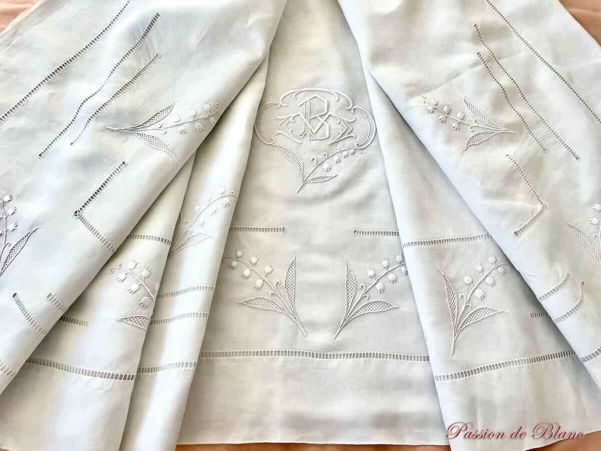 Drap muguet broderie MB