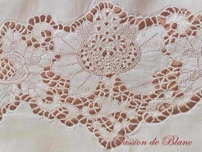 Merveilleuse petite nappe fil de lin avec insertions main à l'aiguille – Image 8