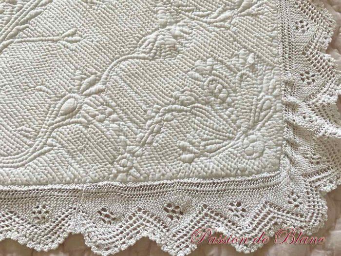 Véritable petit boutis ancien vermiculé, Provence : Collection. – Image 7