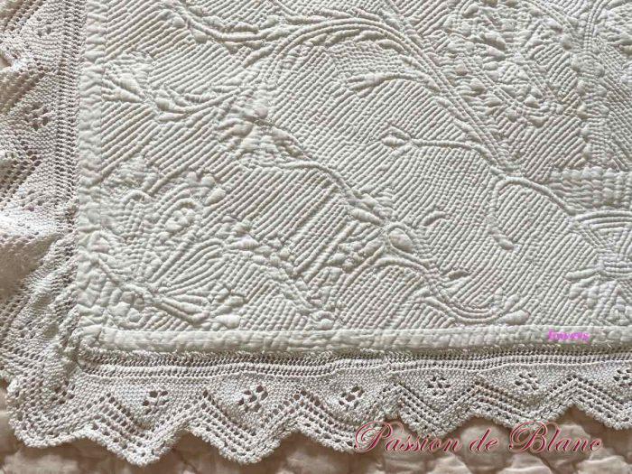 Véritable petit boutis ancien vermiculé, Provence : Collection. – Image 6