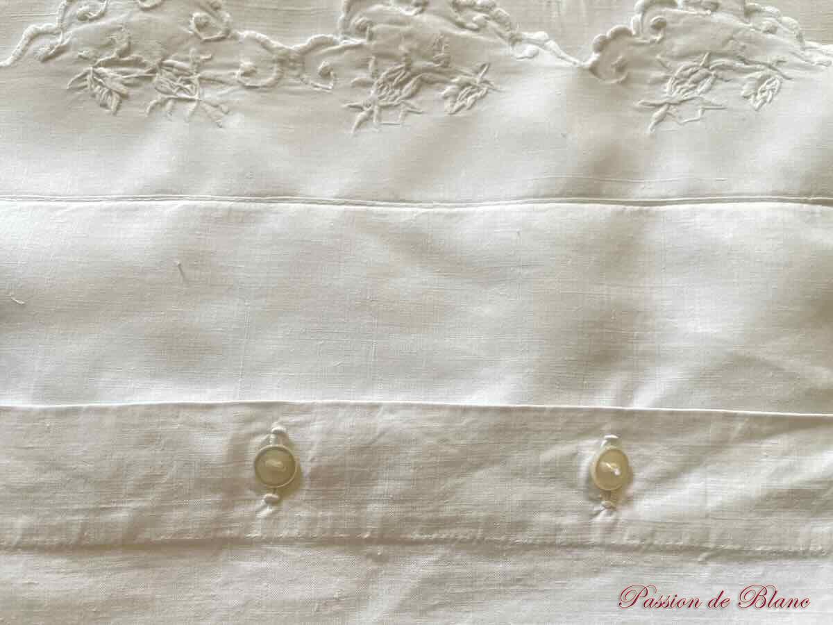 Somptueuse taie avec imposantes broderies et mono LB sur fil de lin – Image 6