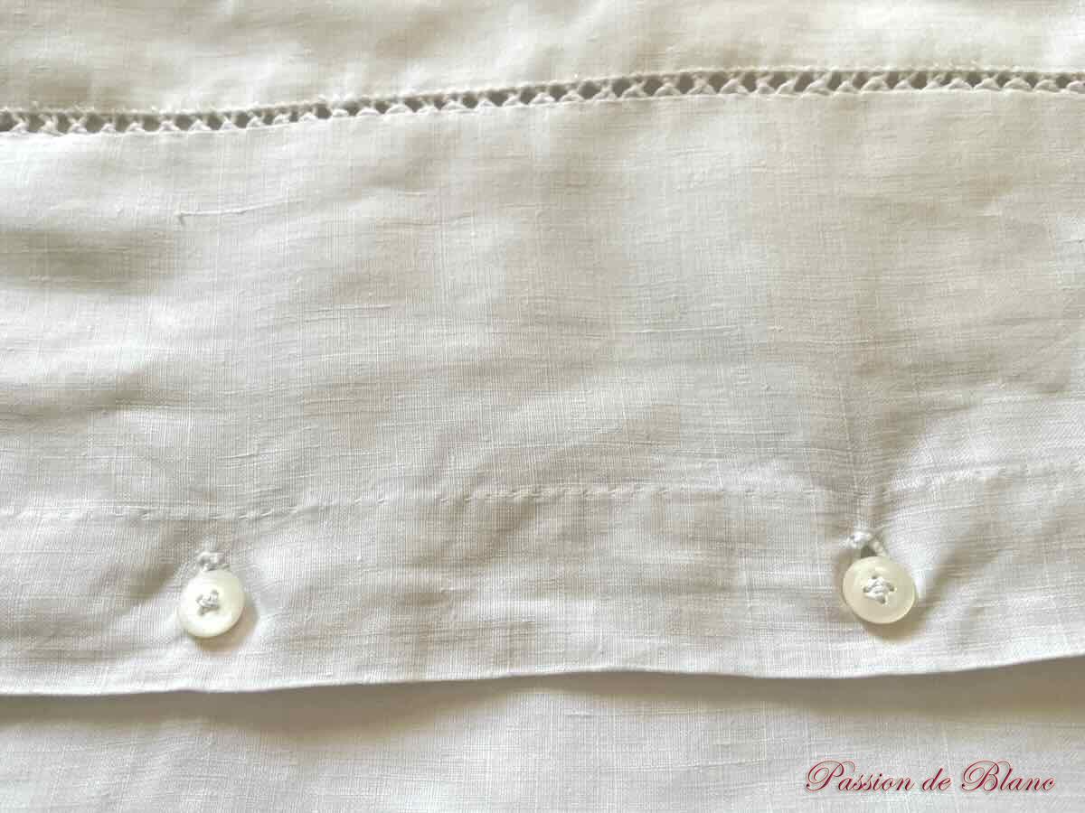 Belle taie avec somptueuse broderie et mono BC – Image 5