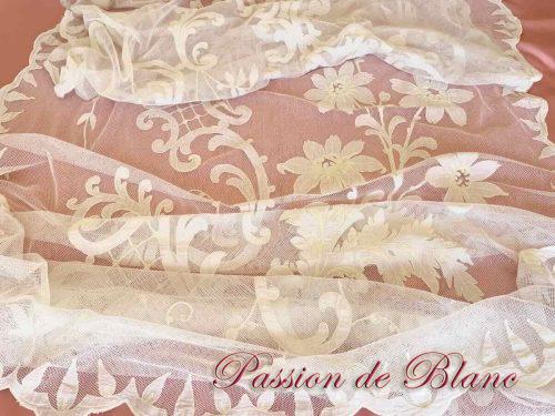 Grand rideau tulle applications Napoléon III