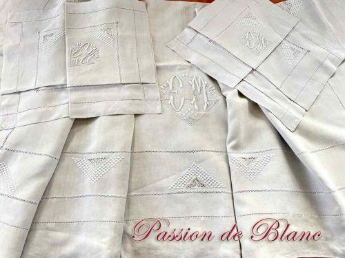 Parure drap taies broderie lin fin