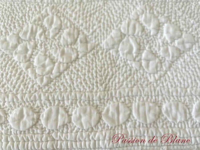 Couverture Bébé,Pétasson, Provence, broderie main, pur coton blanc – Image 5