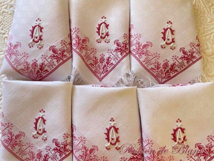 Lot de 16 petites serviettes frangées en granité de lin avec encadrement , Napoléon III – Image 5