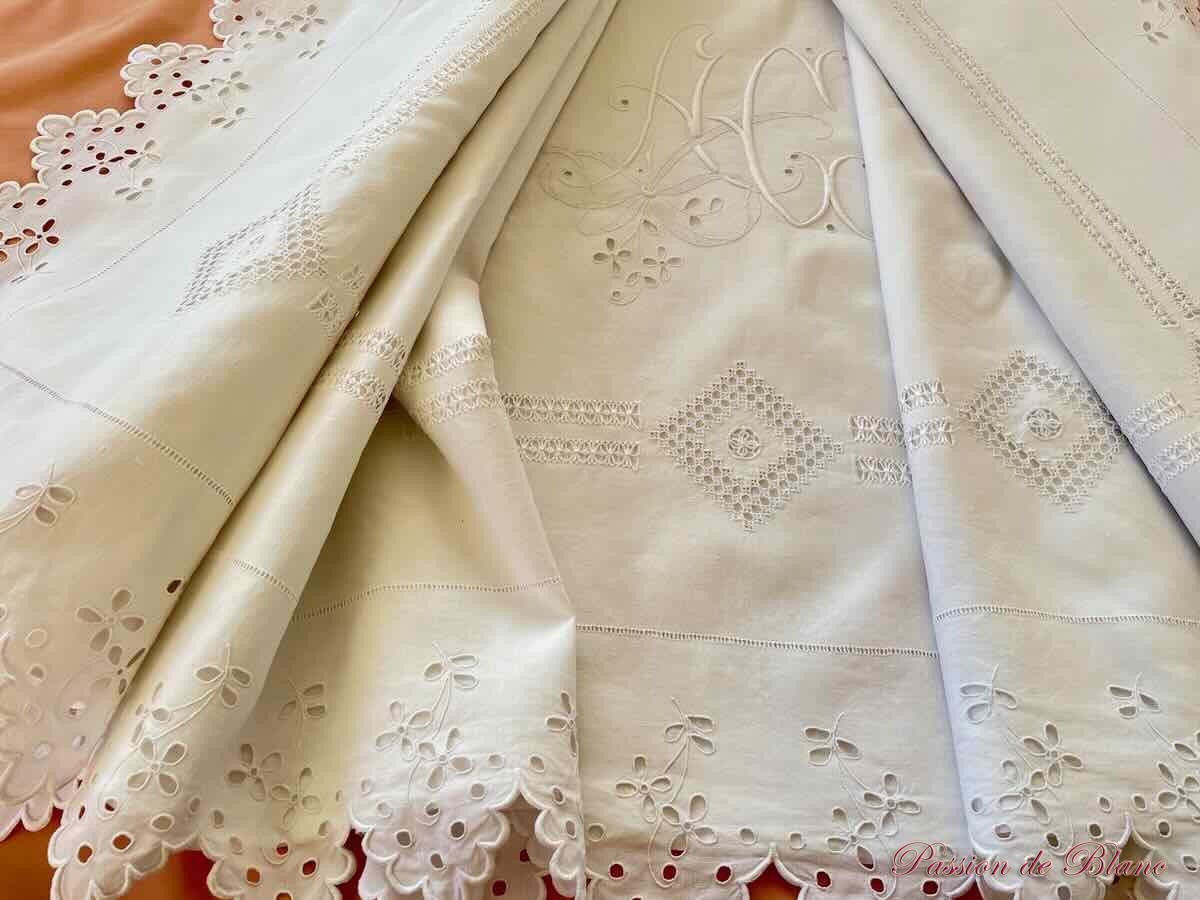 Drap festonné AC broderie Anglaise