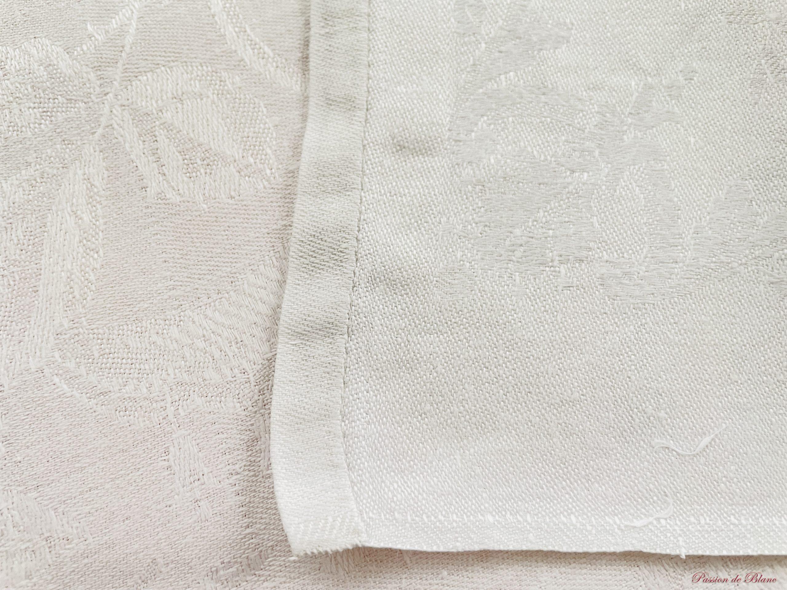 Service damassé lin fin monogramme LS