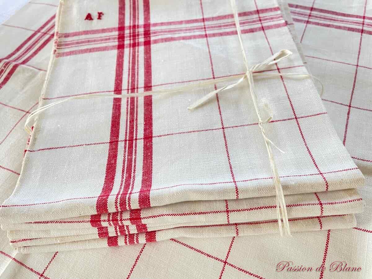 Lot de 6 torchons cuisine avec liteaux rouges sur toile lin fin bis ancien – Image 4
