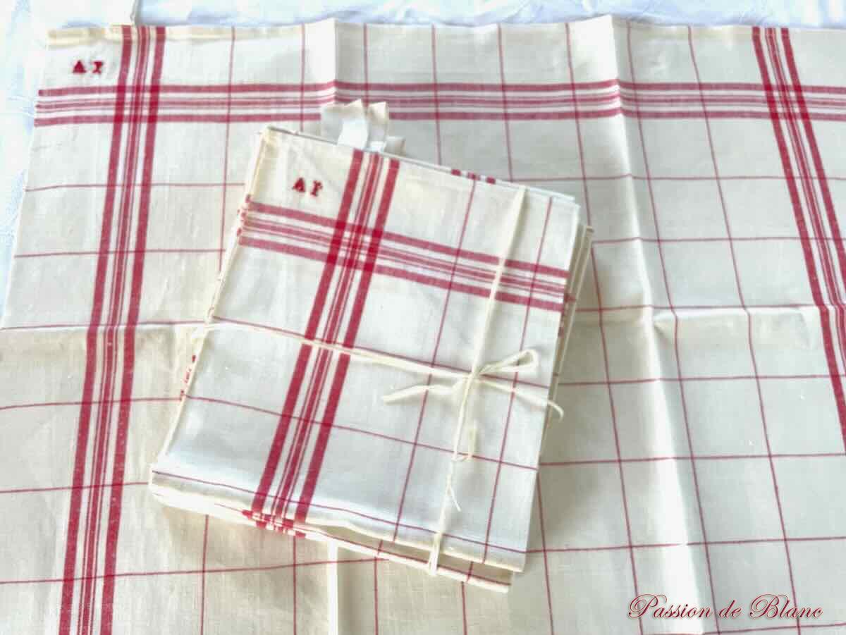 Lot de 6 torchons cuisine avec liteaux rouges sur toile lin fin bis ancien – Image 2