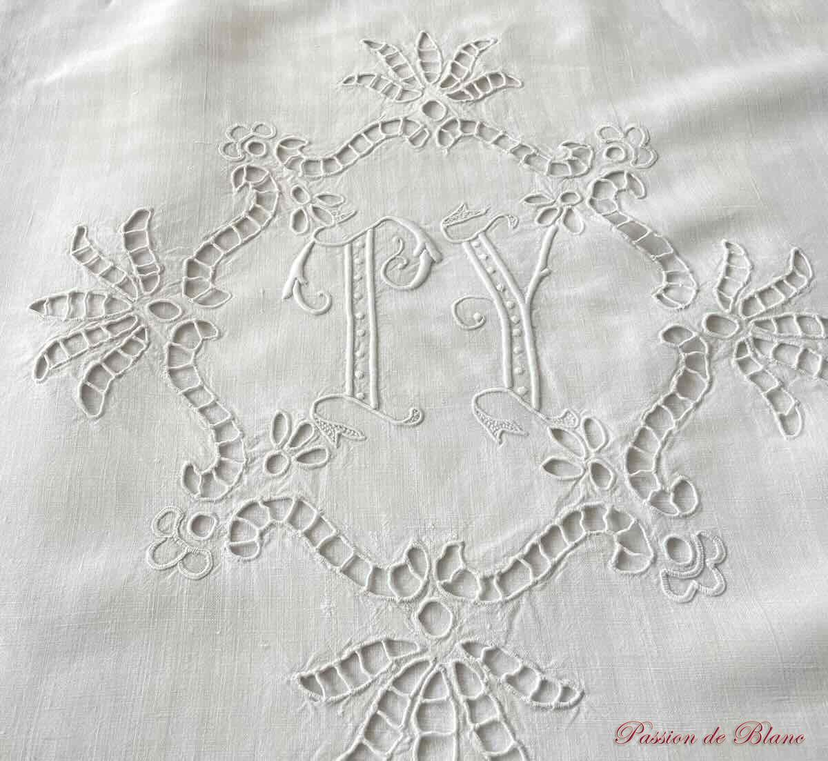 Drap lin PY broderie dentelle