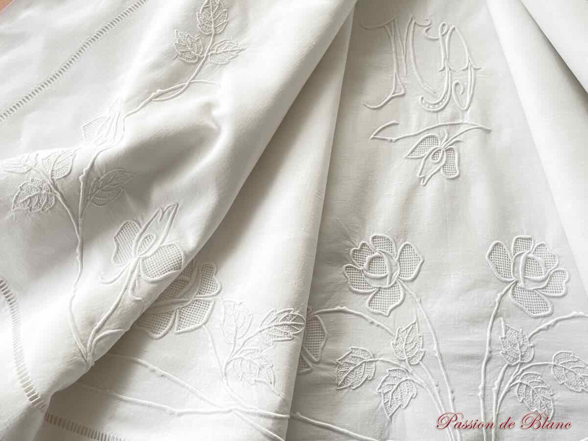 Drap MD fleurs jours échelle