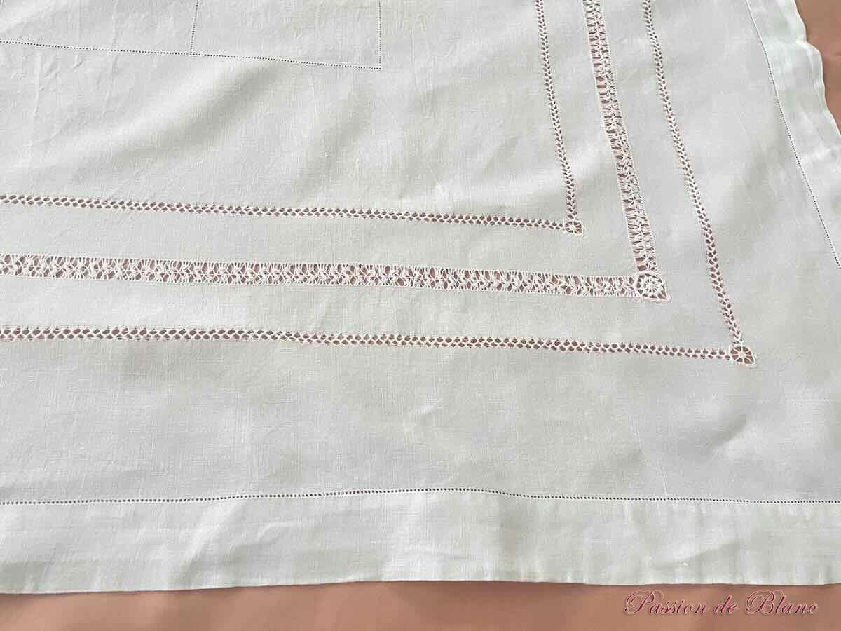 Service de table 12 couverts en lin fin avec travail de jours – Image 7