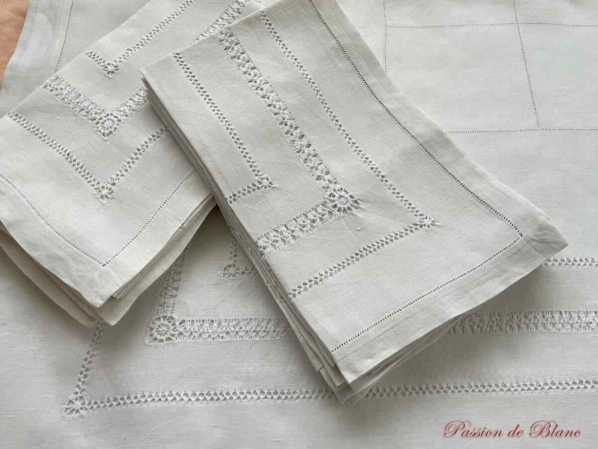 Service de table 12 couverts en lin fin avec travail de jours – Image 2