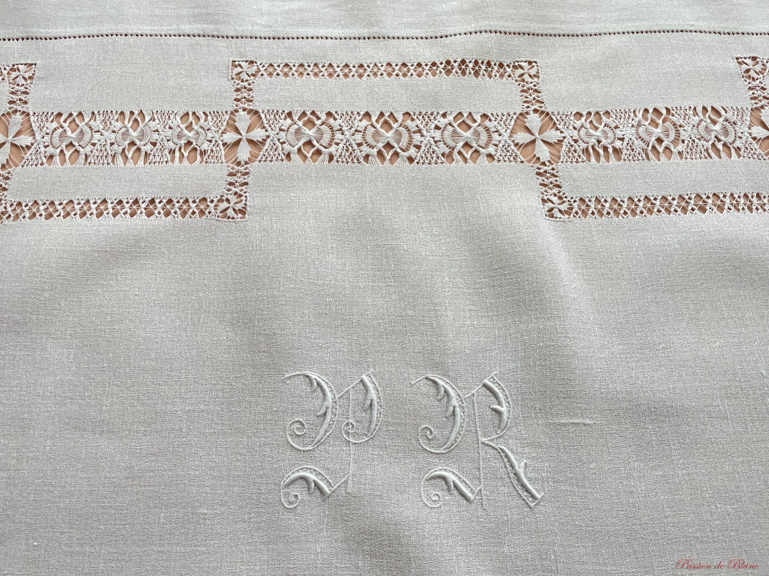 Lot deux sets de table, toile en granité de lin avec jours anciens de Cilaos – Image 5