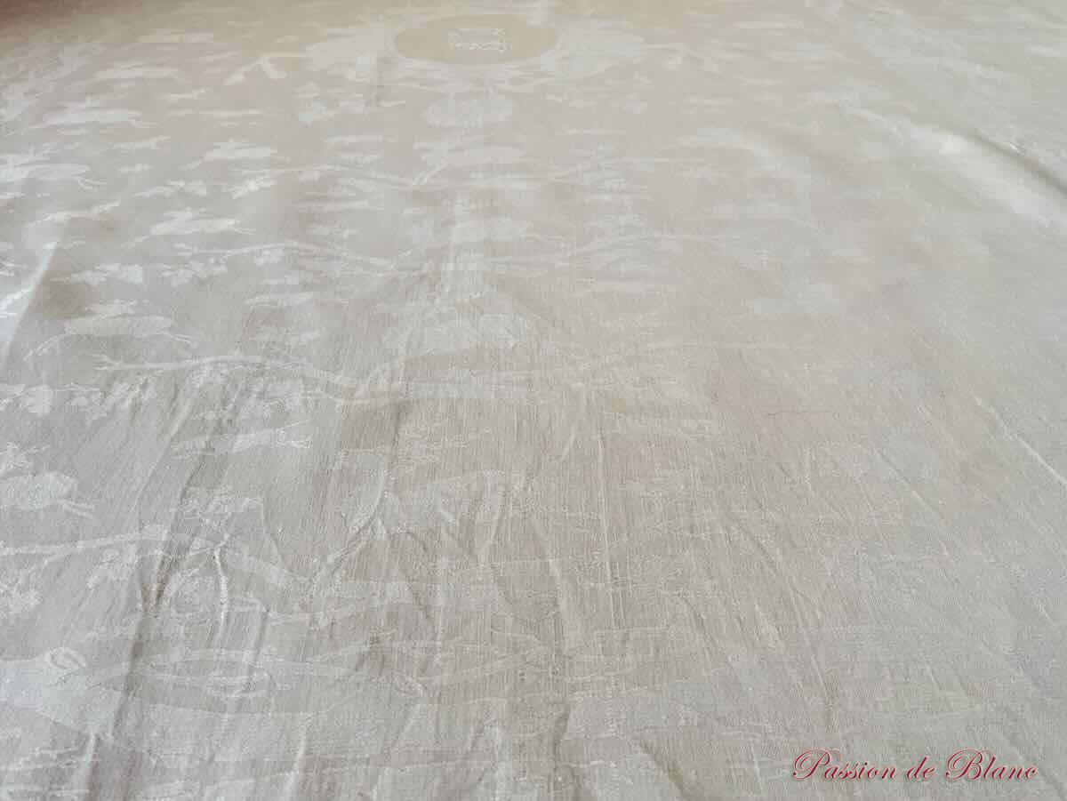 Nappe CF en damassé de lin fin, motifs animaux, chasse – Image 6