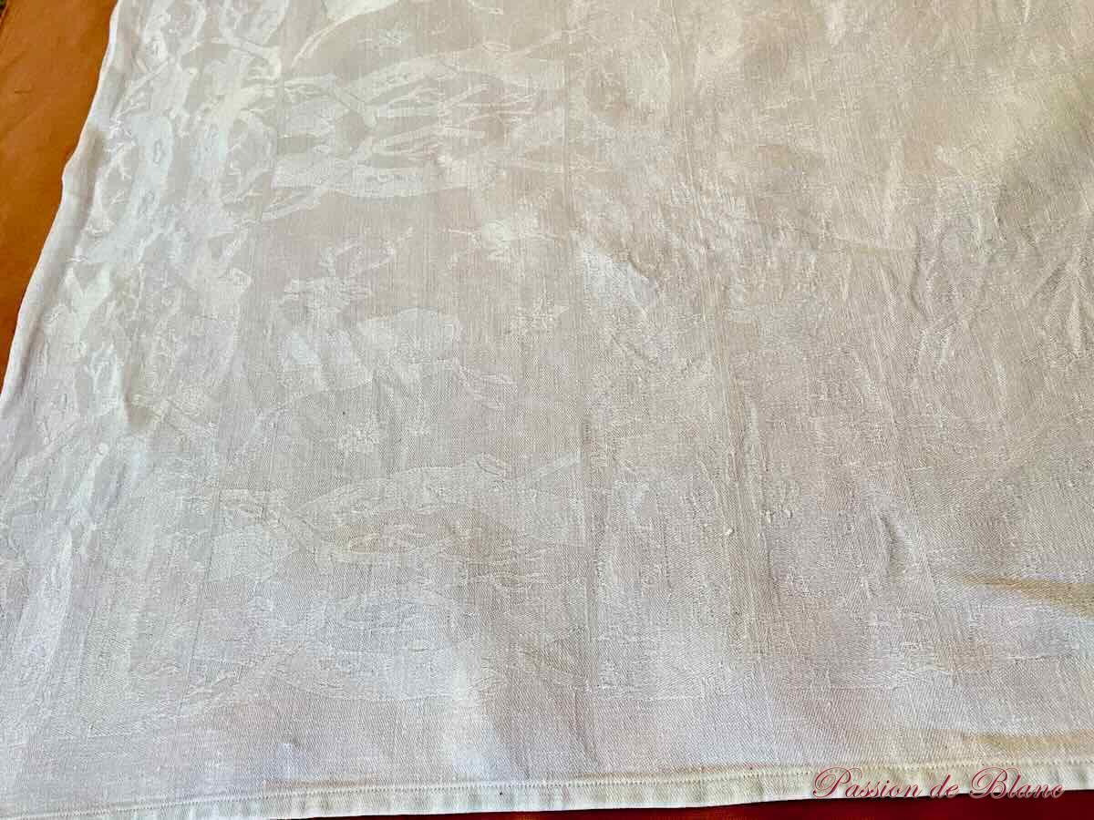Nappe CF en damassé de lin fin, motifs animaux, chasse – Image 3