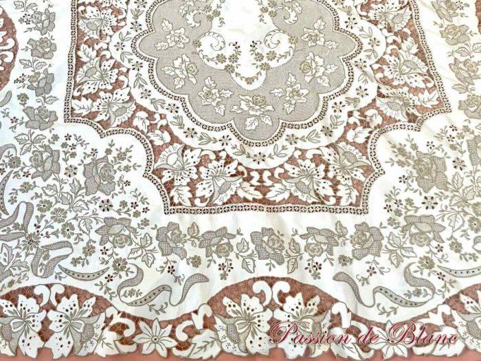 nappe brodée main avec broderie Richelieu 170x250 cm (1) - - Catawiki