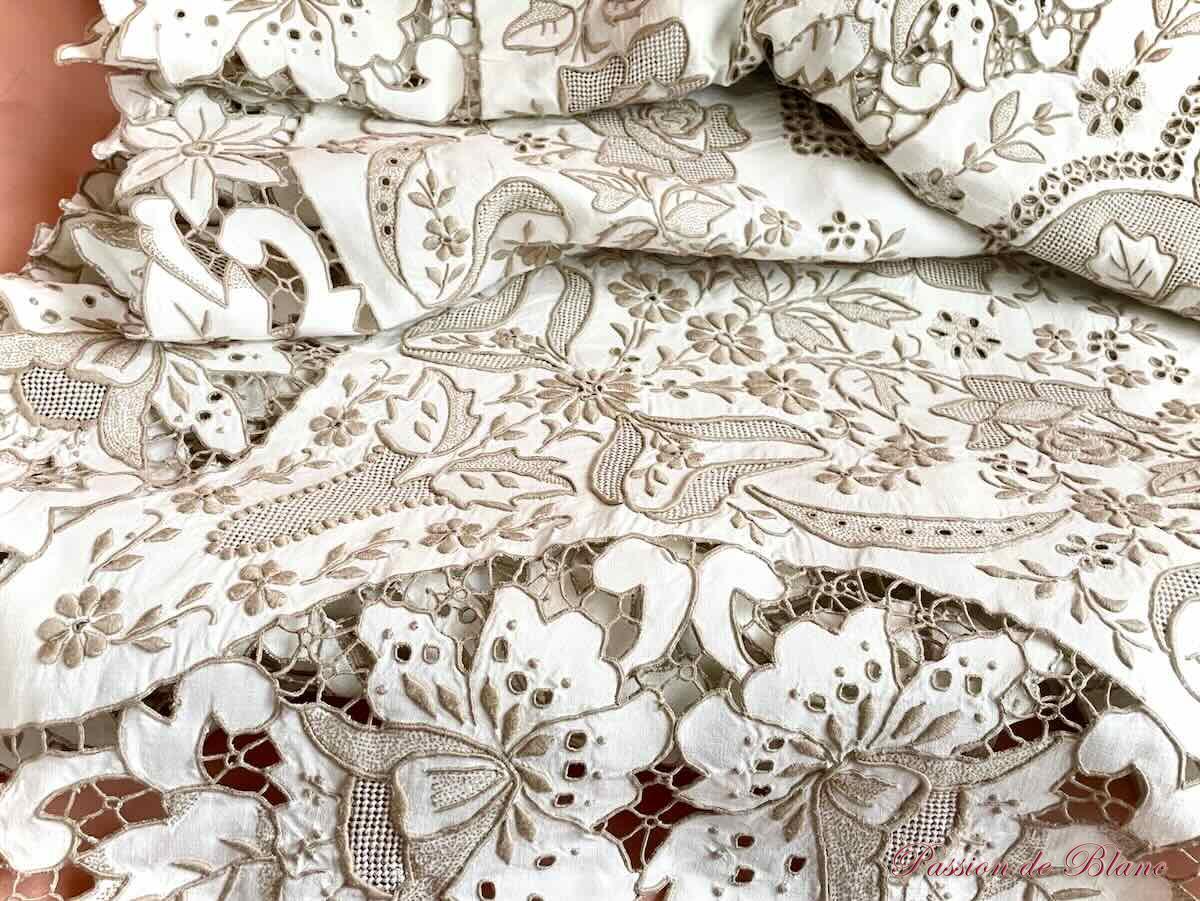 Nappe broderie Richelieu lin