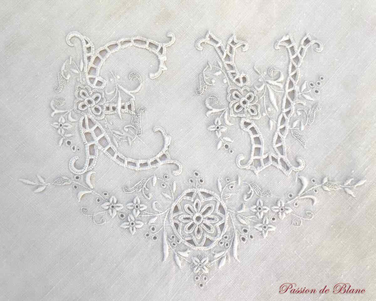 Paire taies EV lin fin broderies festons