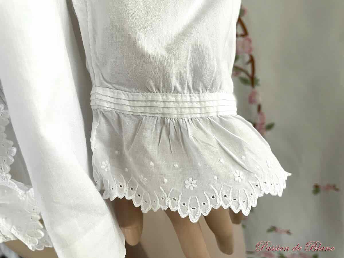 Chemisier avec volant dentelles