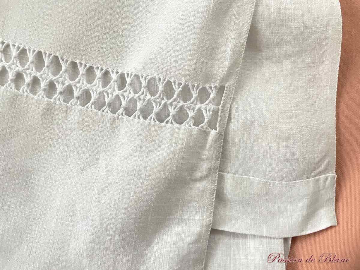 Superbe drap HS en lin fin avec découverte et retours brodés main – Image 7
