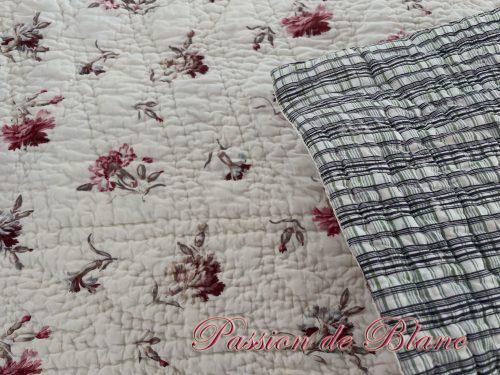 Courtepointe piquée main double-face : motifs œillets,  imprimé à carreaux