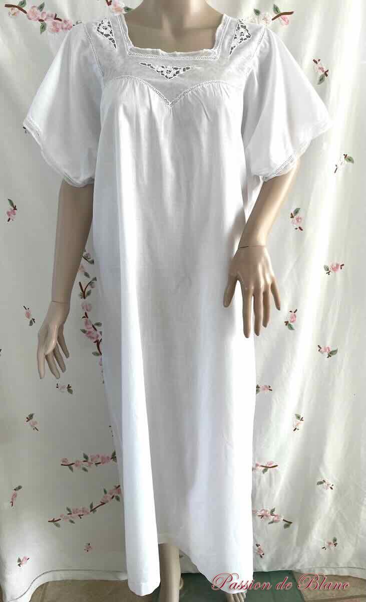 Robe hôtesse intérieur : broderie main sur tulle et fine percale – Image 3